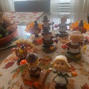 Thanksgiving Bobblehead Figurine Set